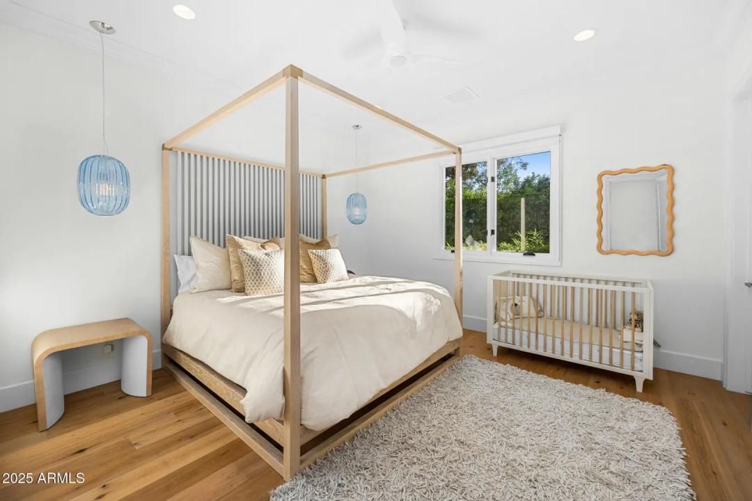 Real Estate Picture 43