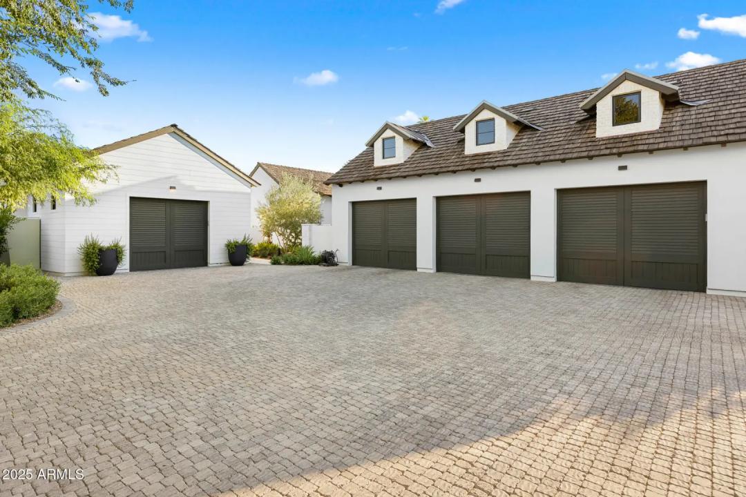 Real Estate Picture 58
