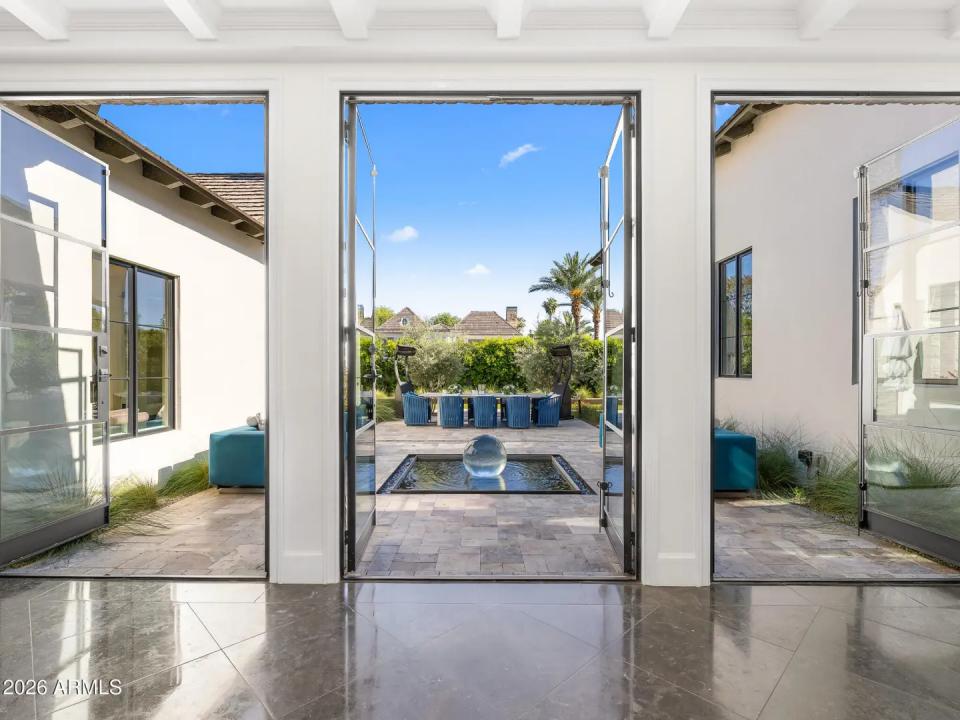 Real Estate Picture 10