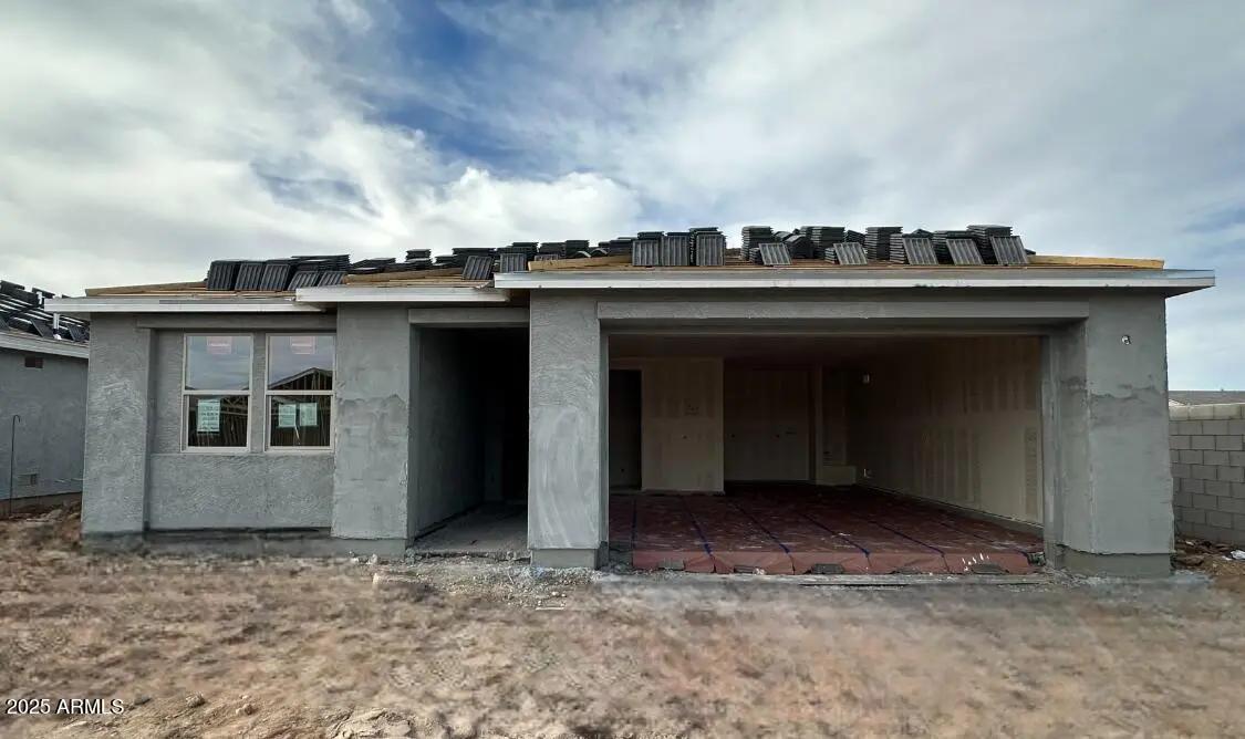 Real Estate Picture 3