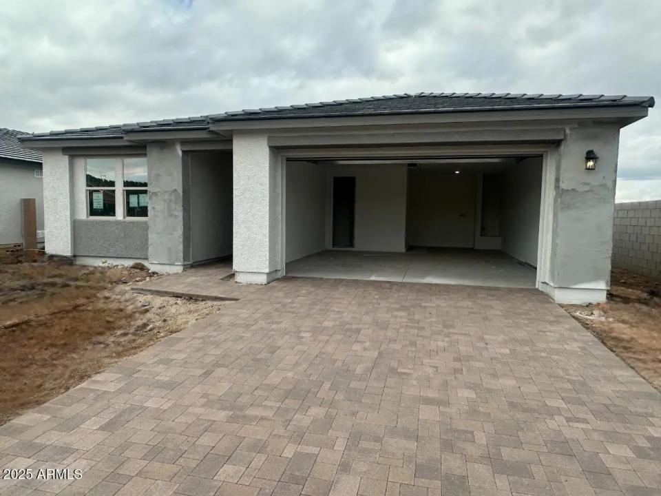 Real Estate Picture 2