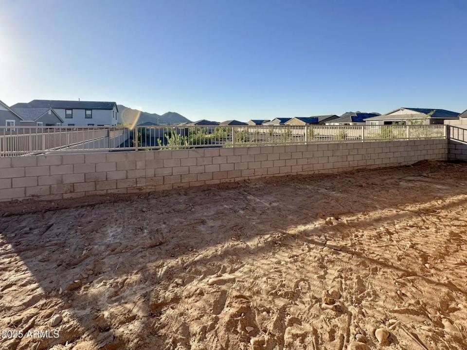 Real Estate Picture 9