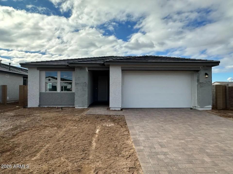 Real Estate Picture 2