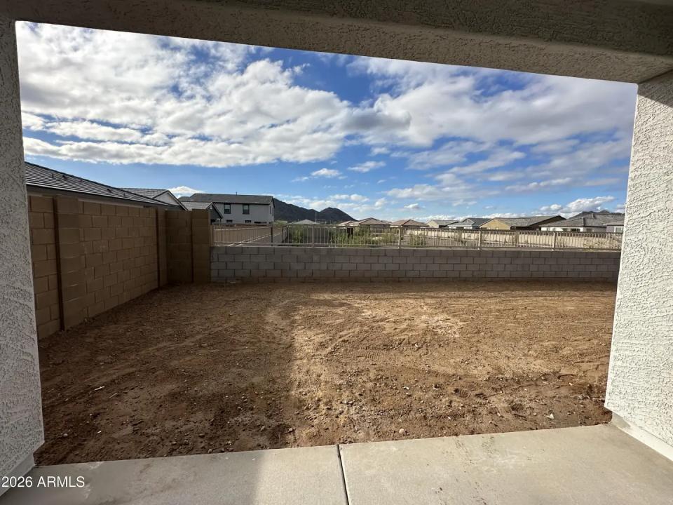 Real Estate Picture 10