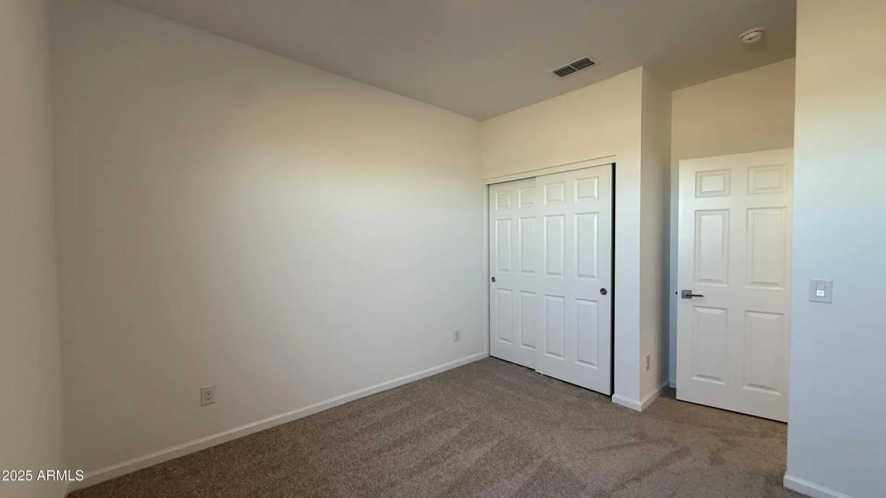 Real Estate Picture 20