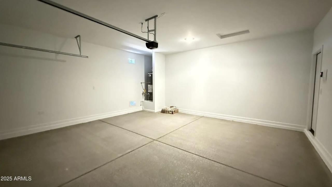 Real Estate Picture 23