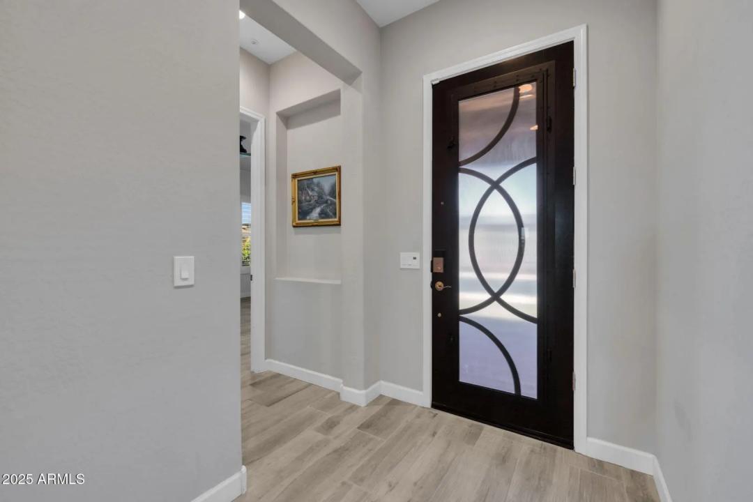 Real Estate Picture 13