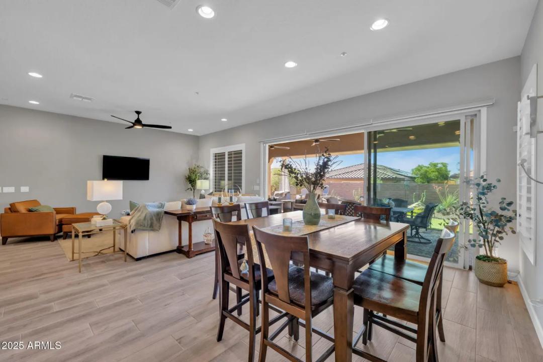 Real Estate Picture 19