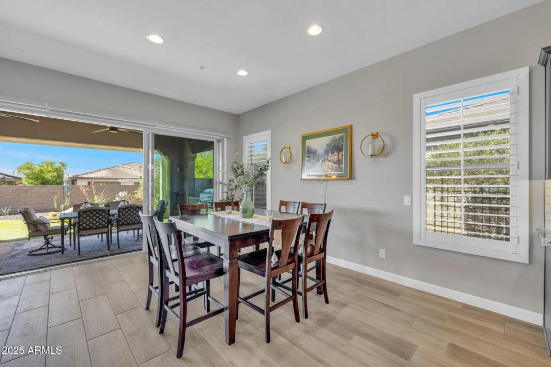 Real Estate Picture 20