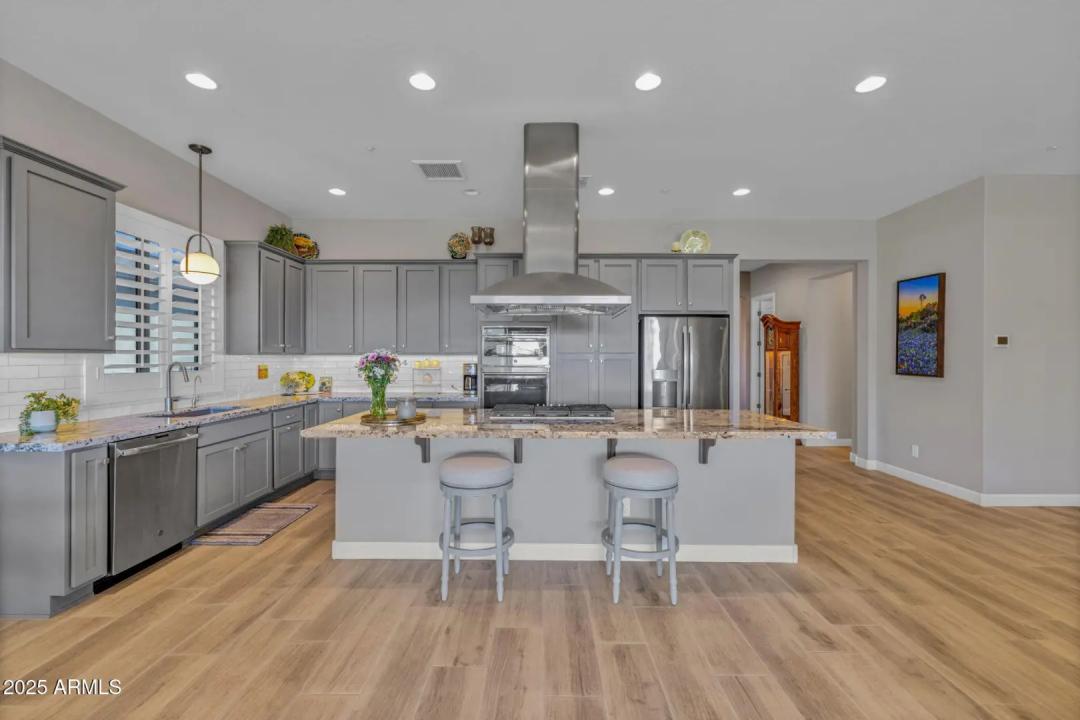 Real Estate Picture 21
