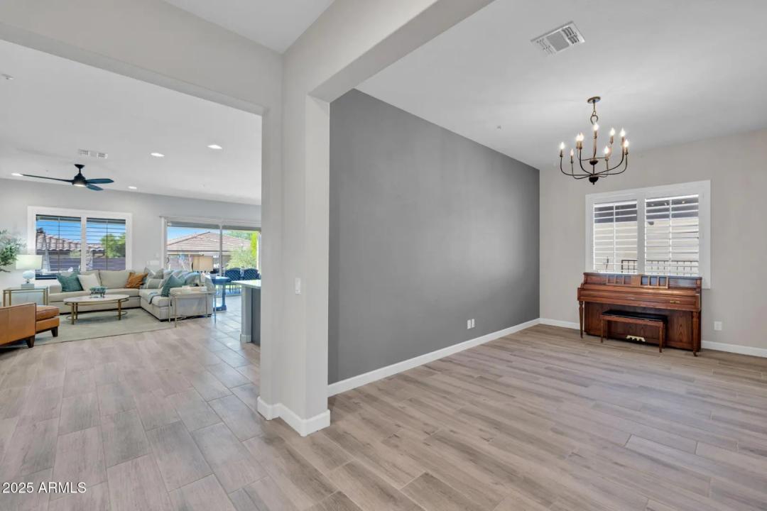 Real Estate Picture 44