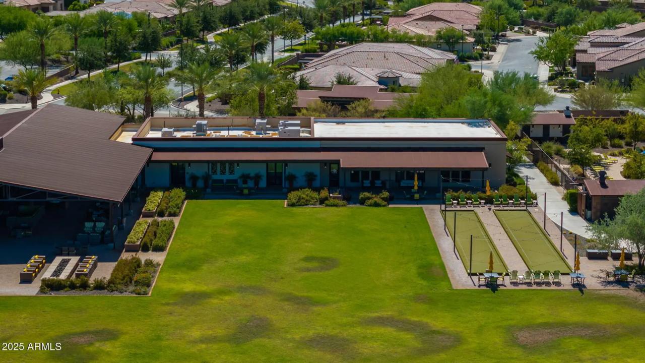 Real Estate Picture 52