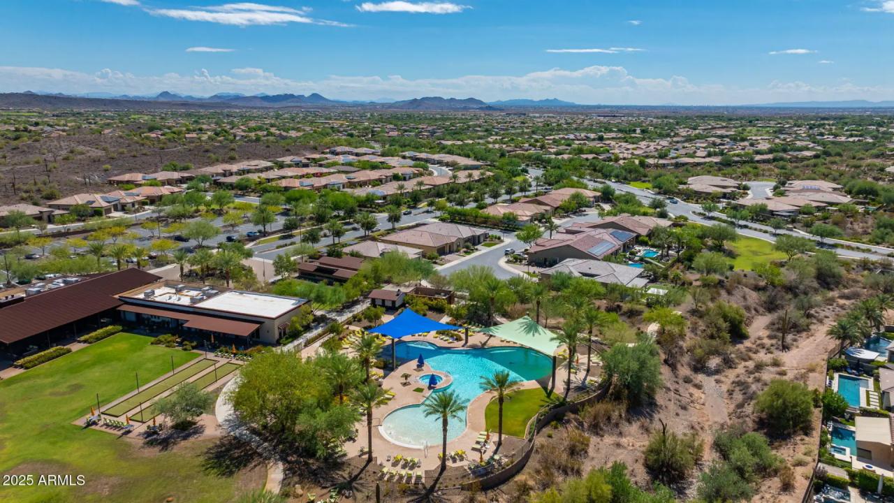 Real Estate Picture 53