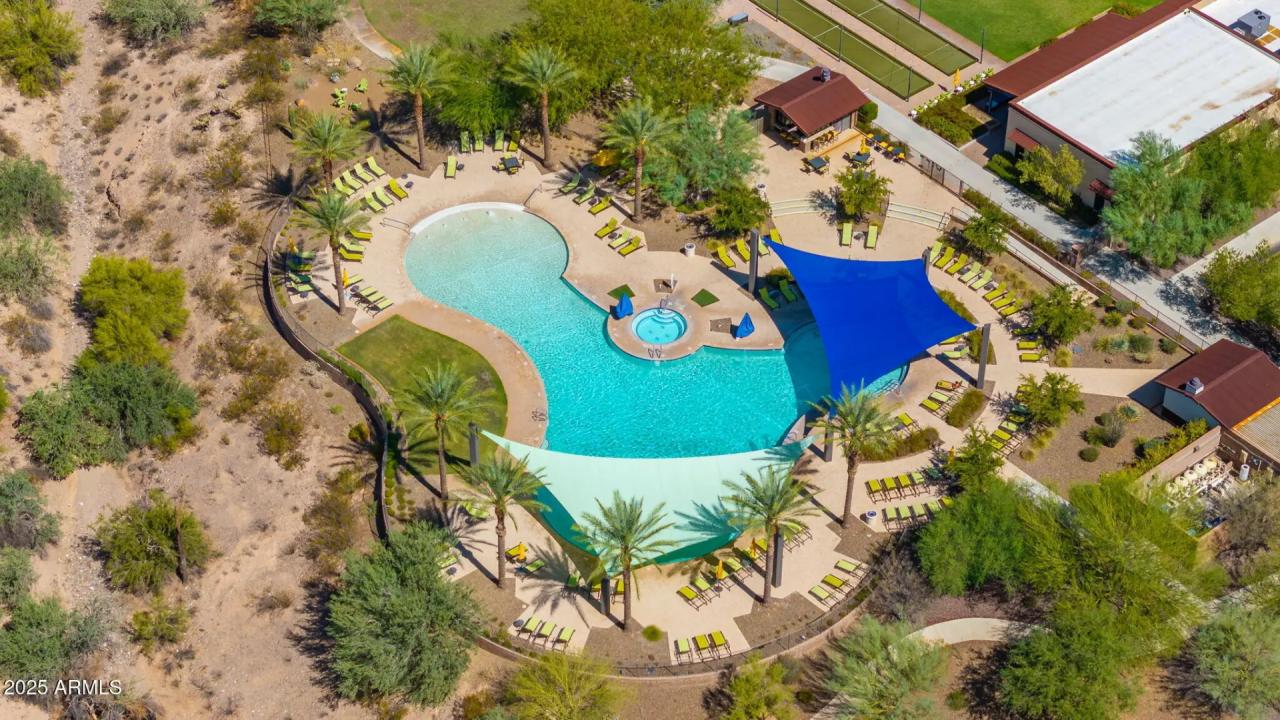 Real Estate Picture 54