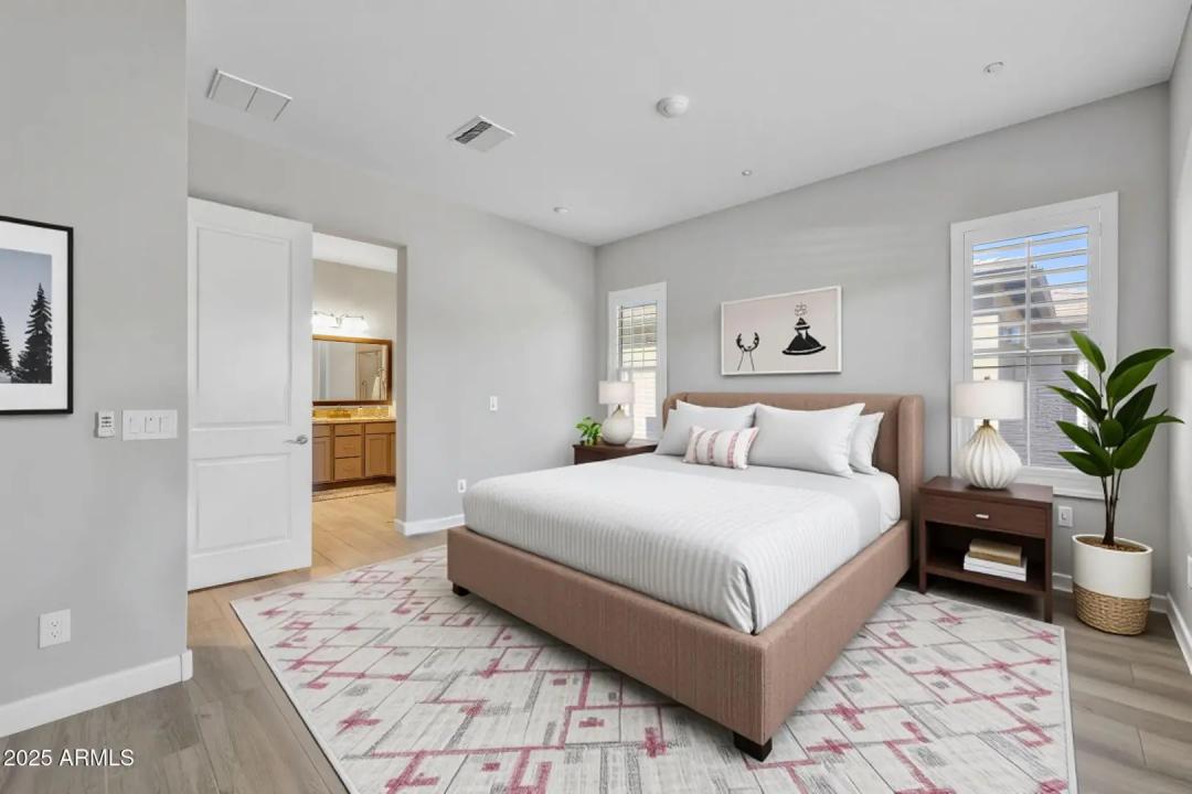 Real Estate Picture 37
