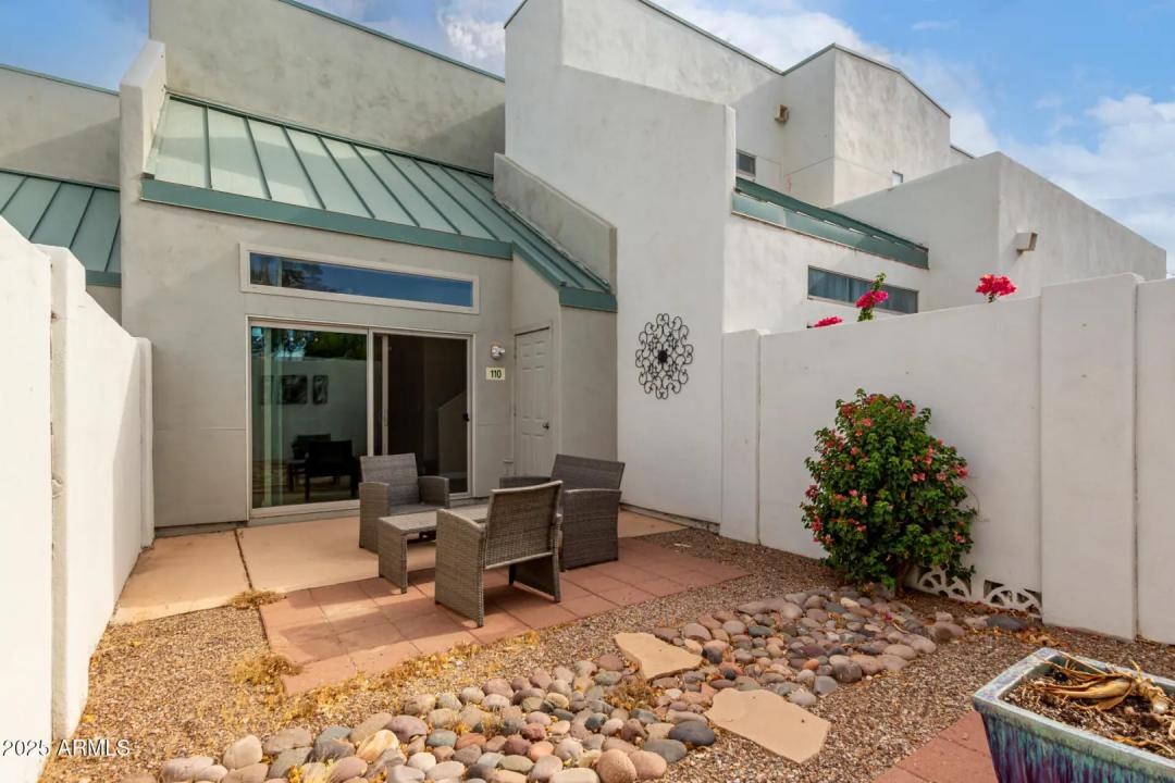 Real Estate Picture 28