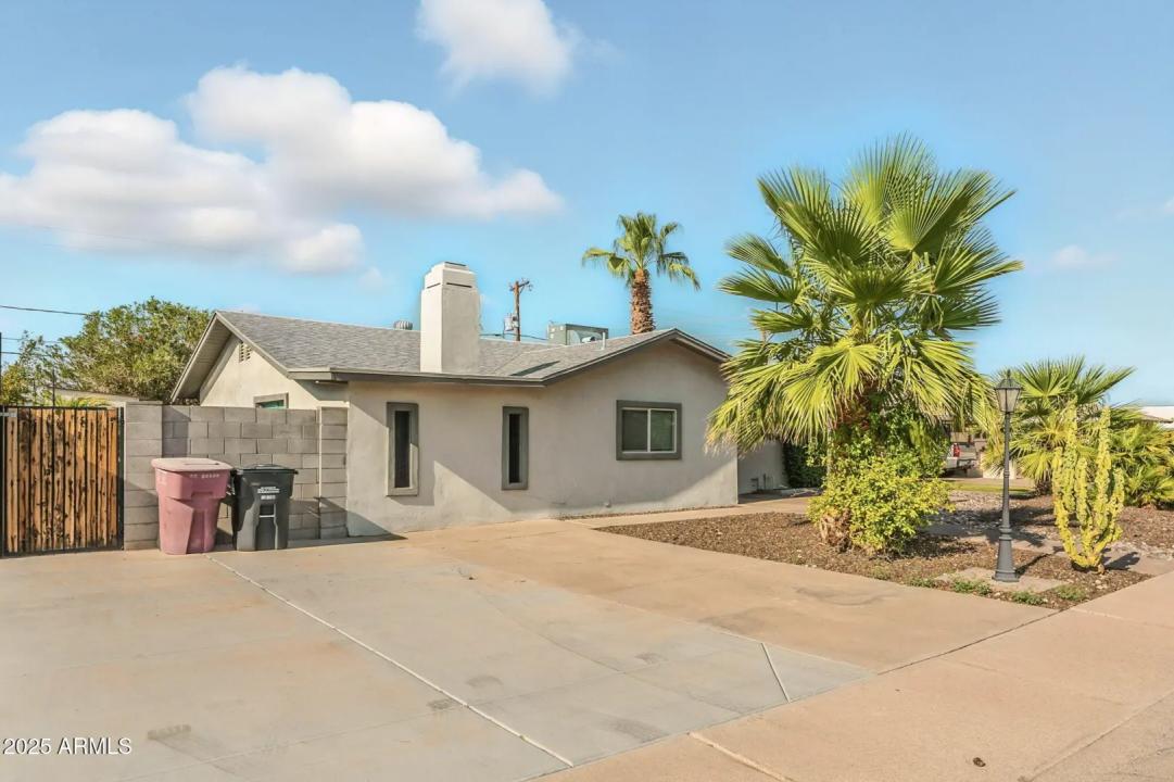 Real Estate Picture 25
