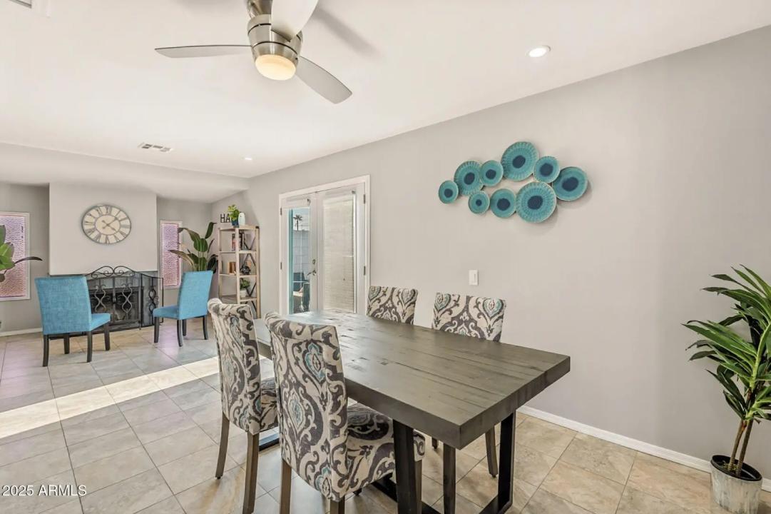 Real Estate Picture 12