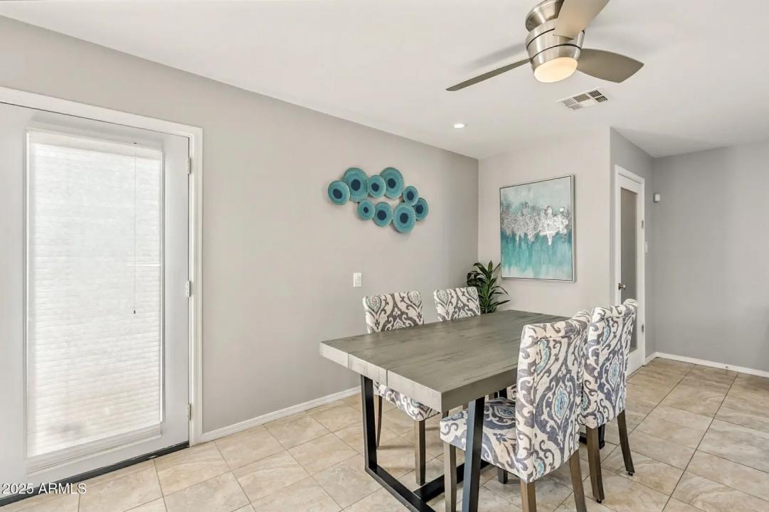 Real Estate Picture 13
