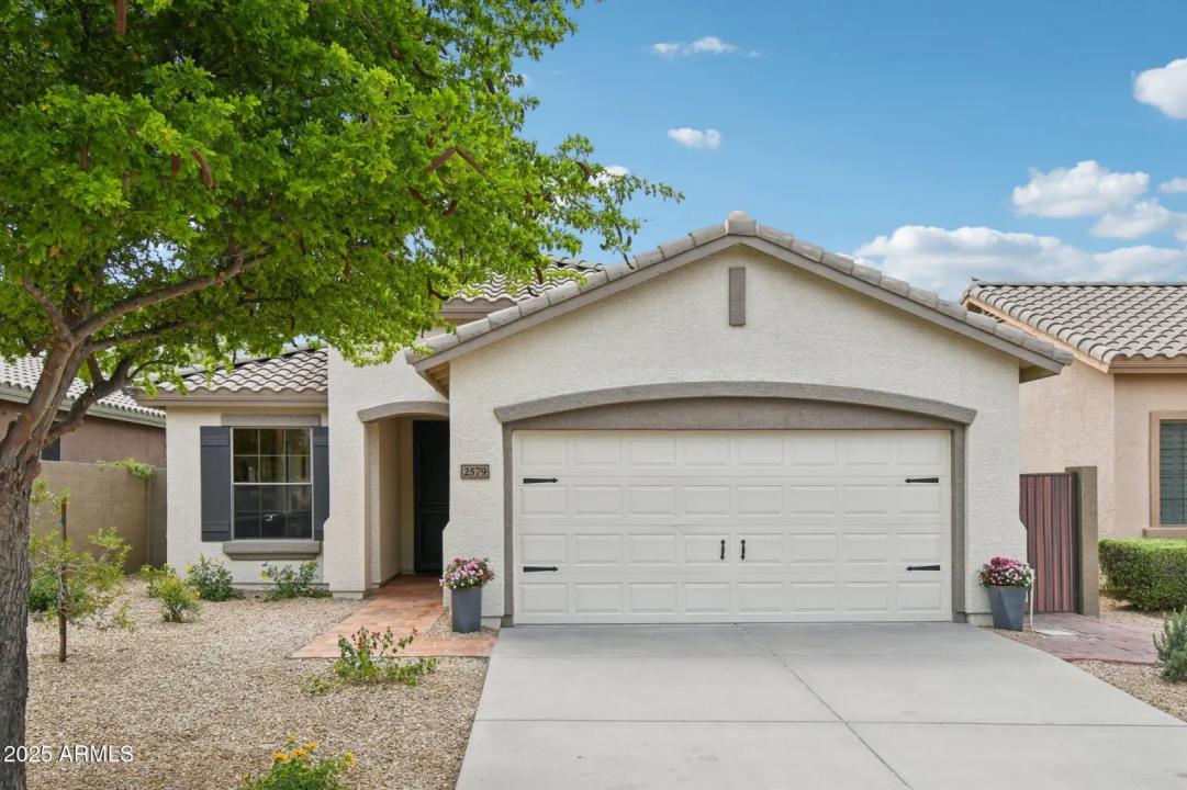 Real Estate Picture 1