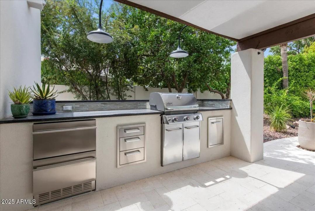 Real Estate Picture 38