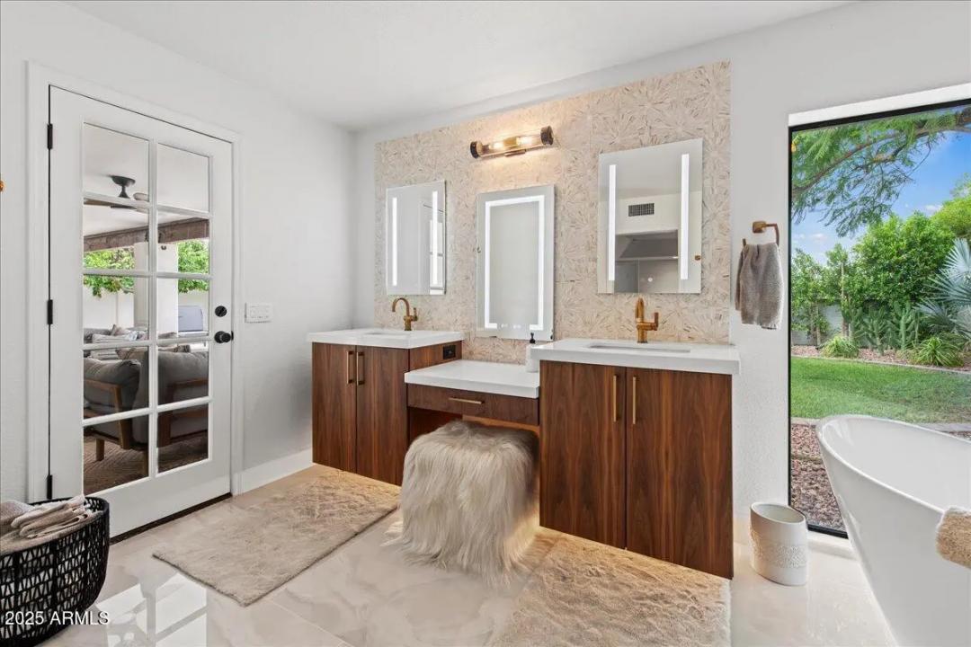Real Estate Picture 26