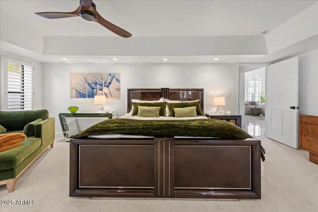 Real Estate Picture 22