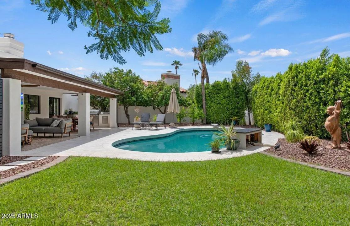 Real Estate Picture 37