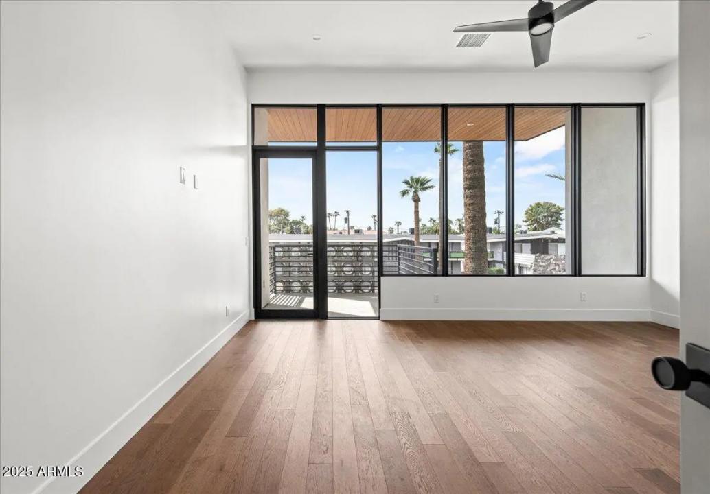 Real Estate Picture 19