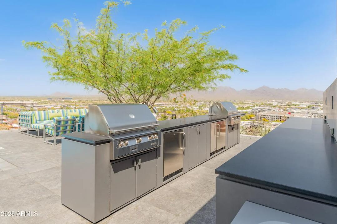 Real Estate Picture 32