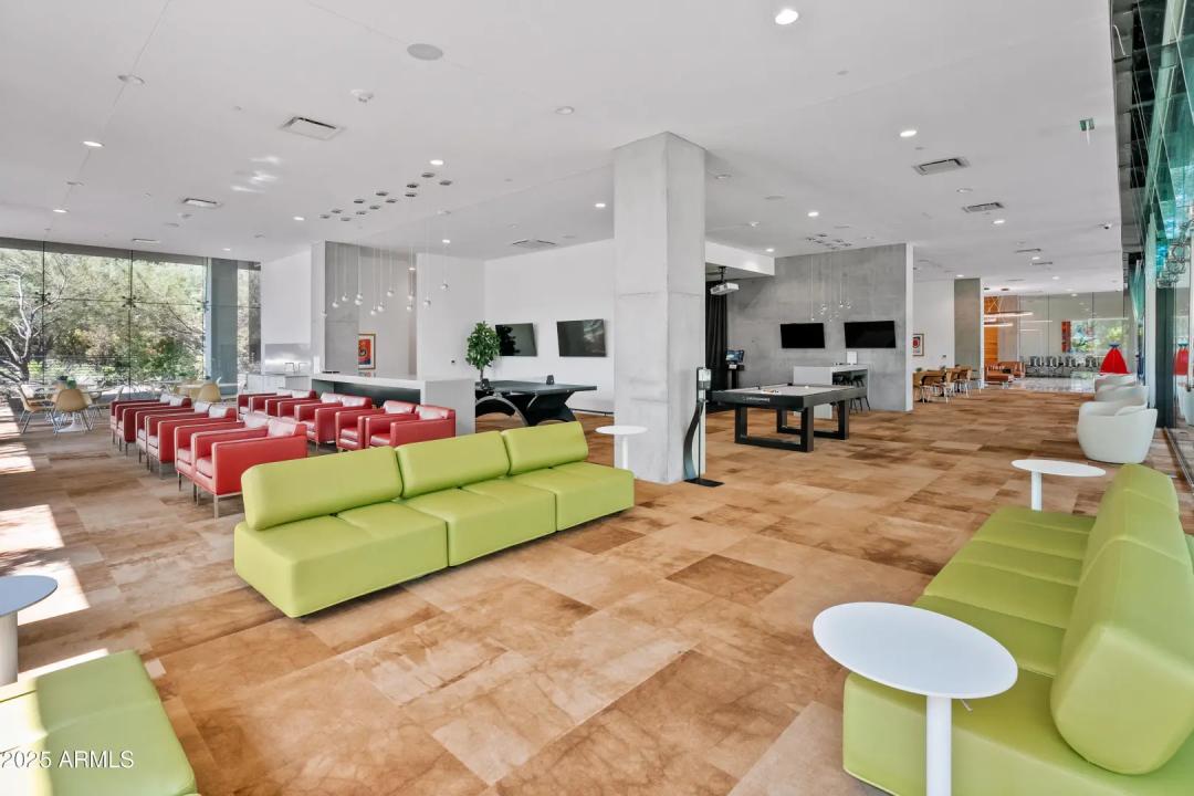 Real Estate Picture 33