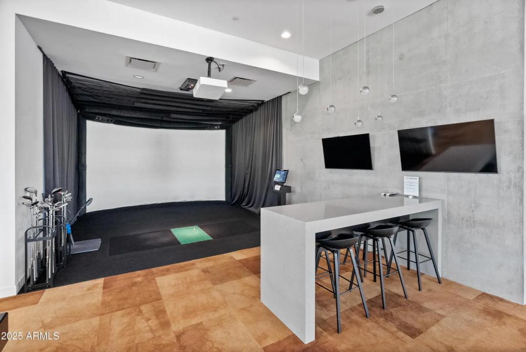 Real Estate Picture 34