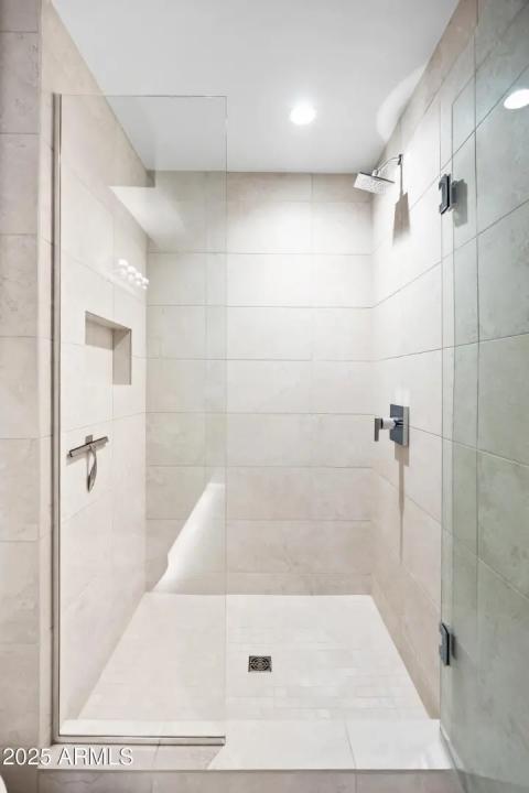 Real Estate Picture 18