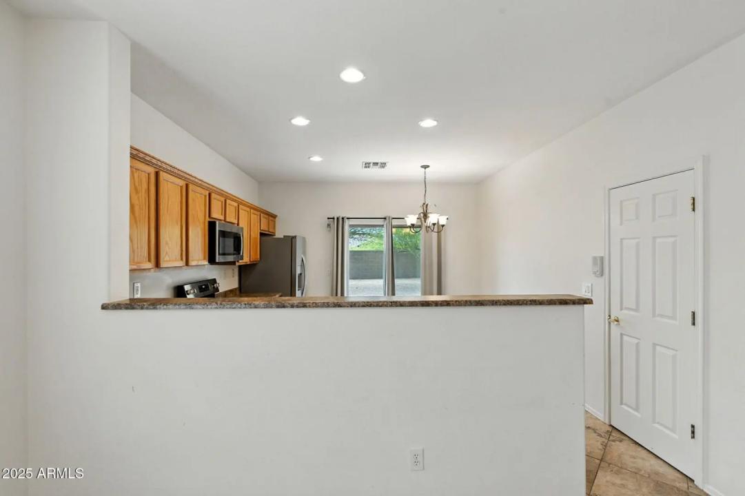 Real Estate Picture 15