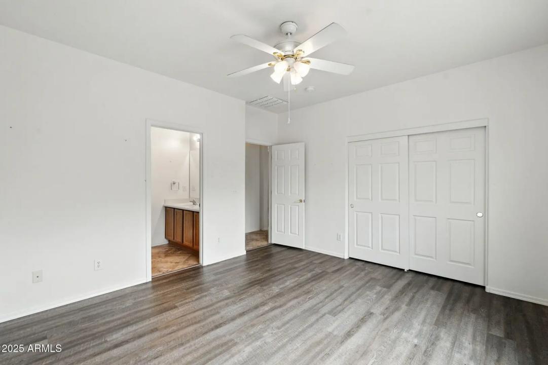 Real Estate Picture 19