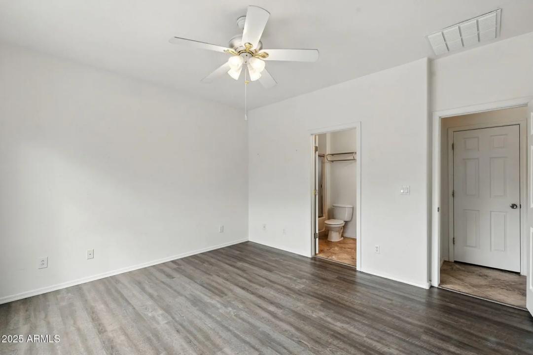 Real Estate Picture 20