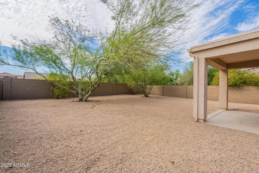 Real Estate Picture 39