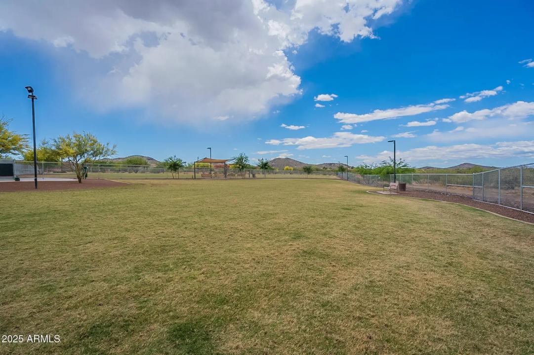 Real Estate Picture 47