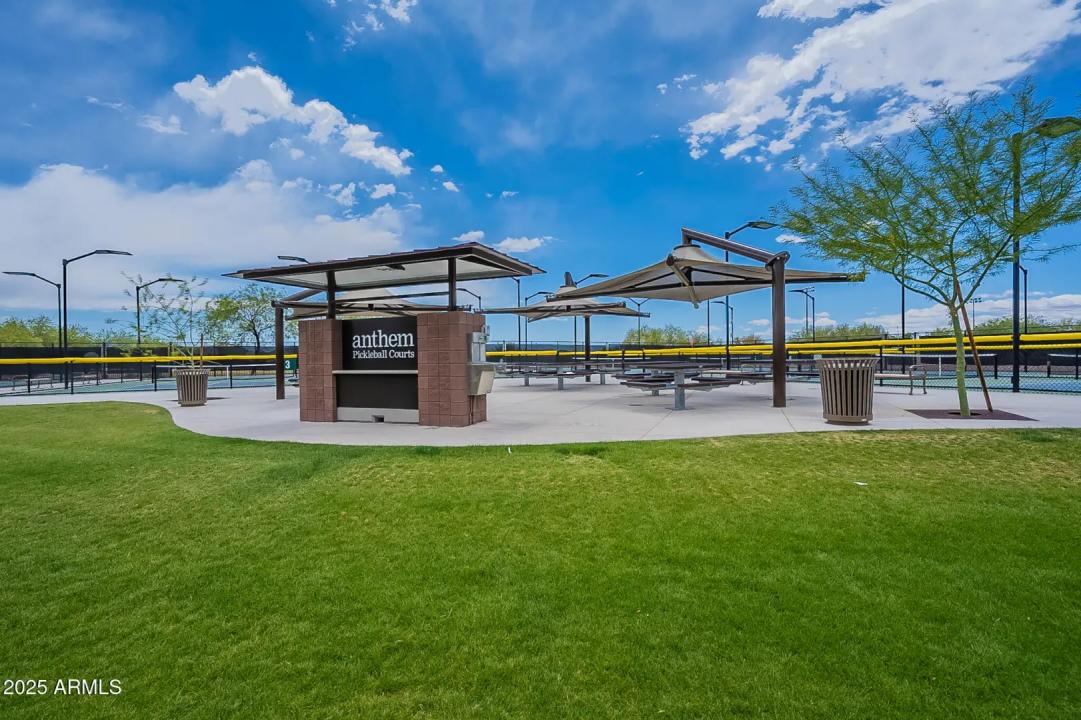 Real Estate Picture 58