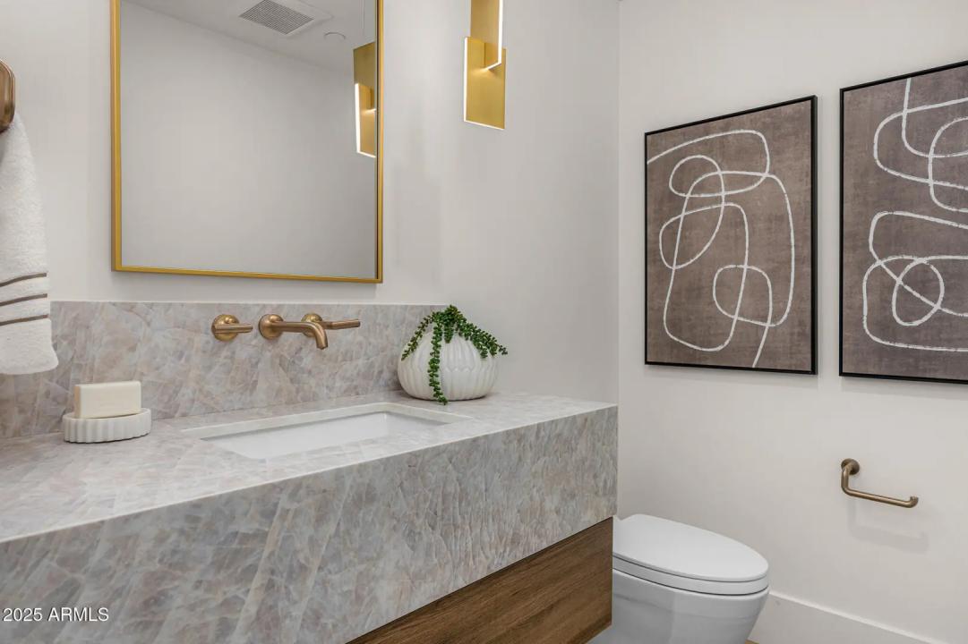 Real Estate Picture 34