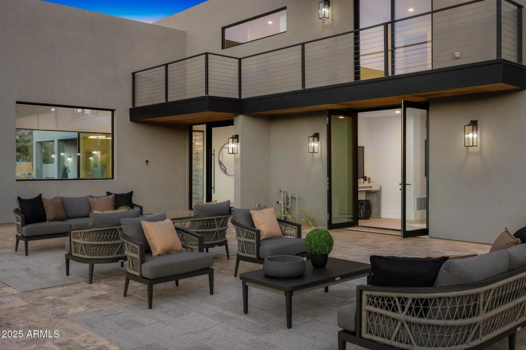 Real Estate Picture 37