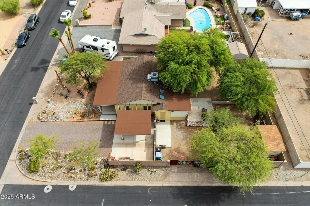 Real Estate Picture 37
