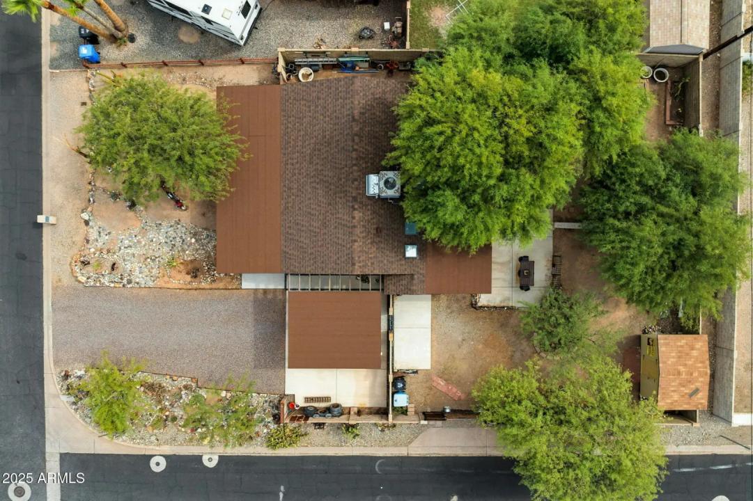 Real Estate Picture 39