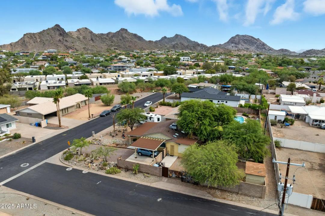 Real Estate Picture 38