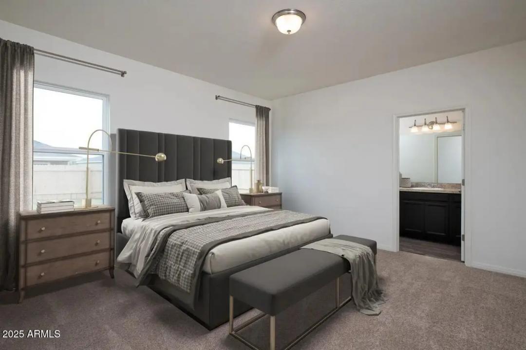 Real Estate Picture 14