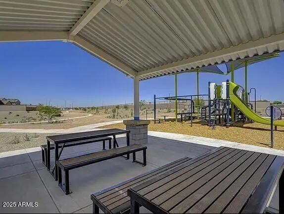 Real Estate Picture 2