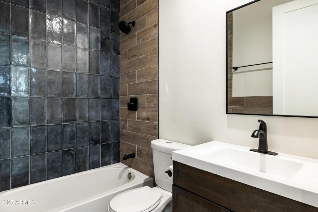Real Estate Picture 77