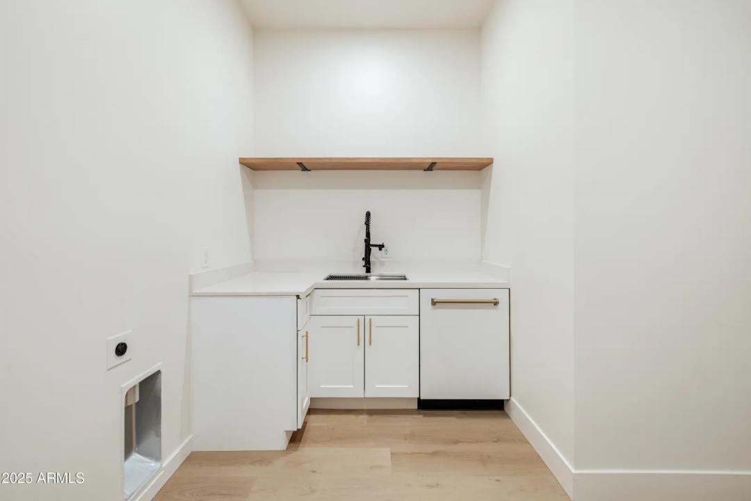 Real Estate Picture 69