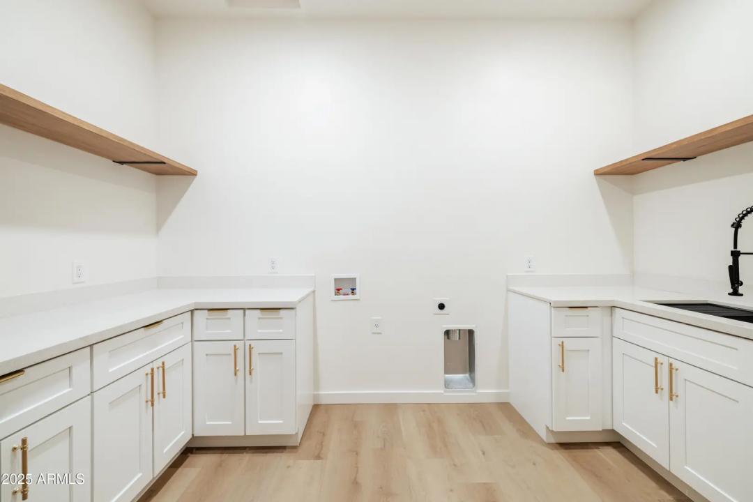 Real Estate Picture 70