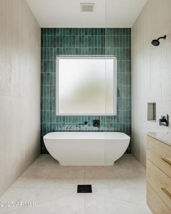 Real Estate Picture 63